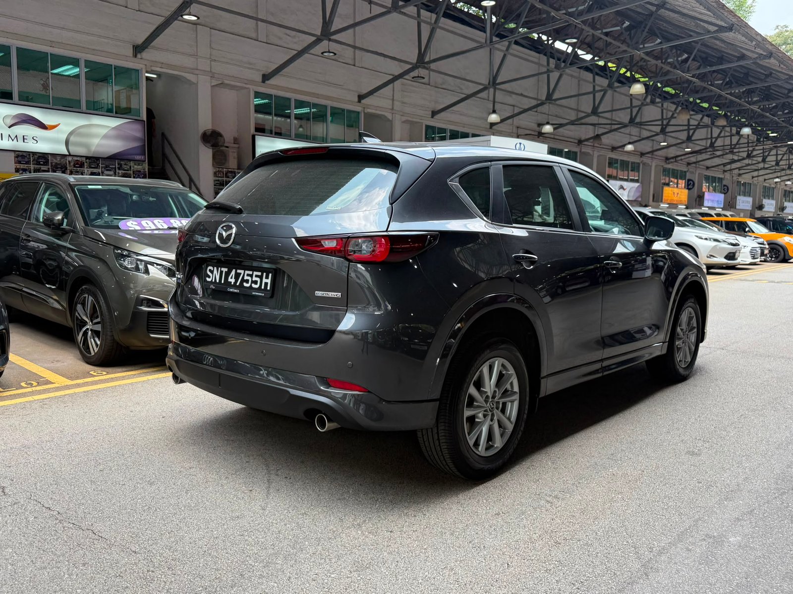 Mazda CX-5 2.0 M Hybrid Luxury photo 2